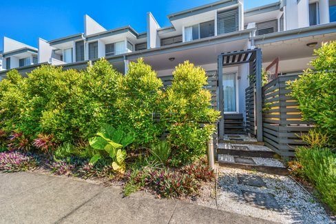 2/1-7 Canthium Way, CASUARINA NSW 2487