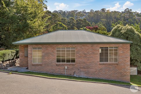 2/1 Allport Place, LENAH VALLEY TAS 7008