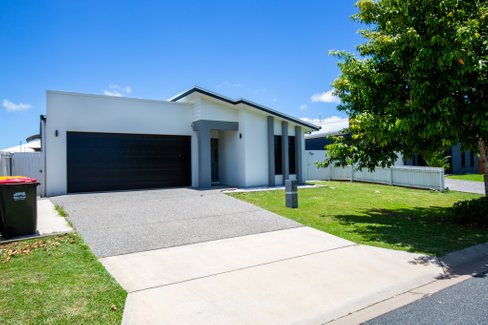 21 Beachwood Circuit, BAKERS CREEK QLD 4740