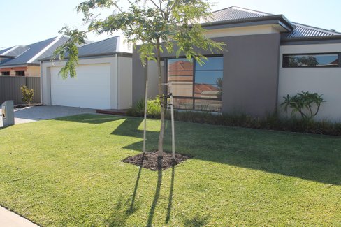 21 Bramley Loop, MADELEY WA 6065