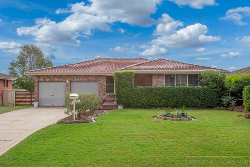 21 Crofton Avenue, TENAMBIT NSW 2323