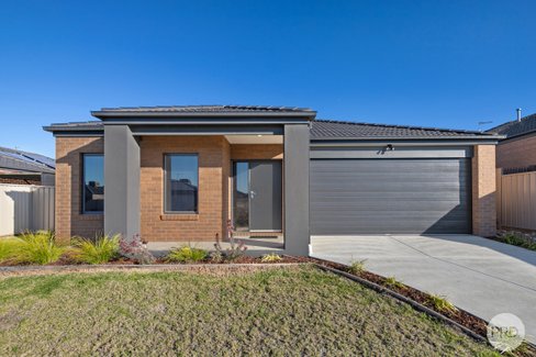 21 Davcol Drive, SEBASTOPOL VIC 3356