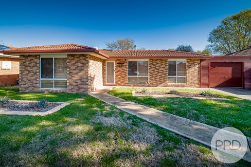 21 Eldershaw, FOREST HILL NSW 2651