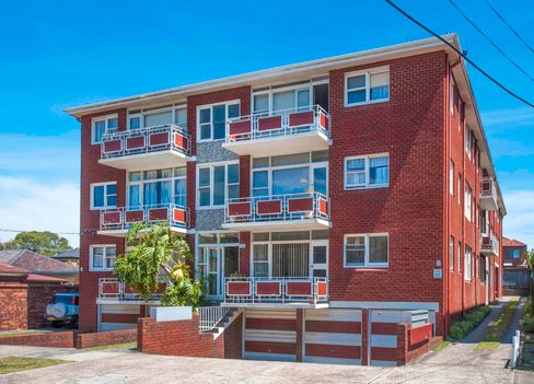 2/1 Flack Avenue, HILLSDALE NSW 2036