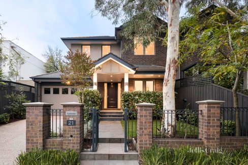 21 Guildford Road Surrey Hills 3127
