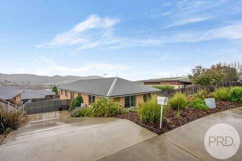 21 Hance Road, HOWRAH TAS 7018