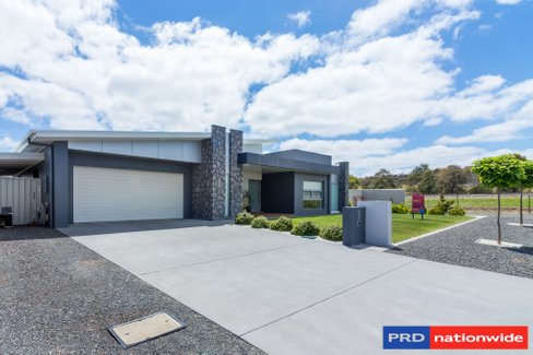 21 Hereford St, BUNGENDORE NSW 2621