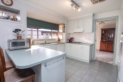 21 Homewood Drive, MOOROOPNA VIC 3629