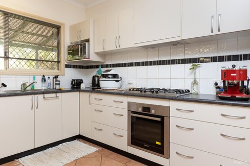 21 Howe Drive, CABLE BEACH WA 6726