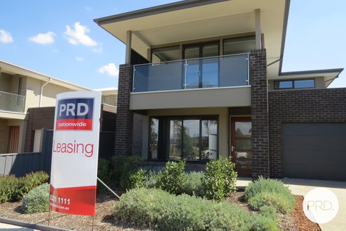 21 Insignia Boulevard, ALFREDTON VIC 3350