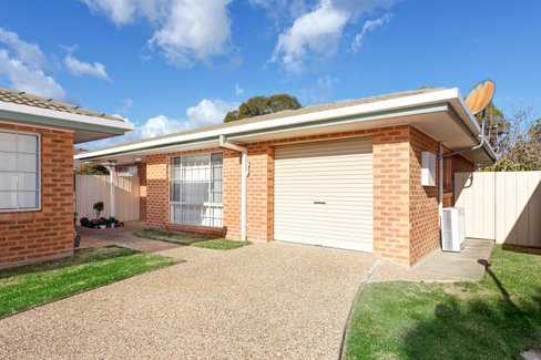 2/1 Jennifer Place, WAGGA WAGGA NSW 2650