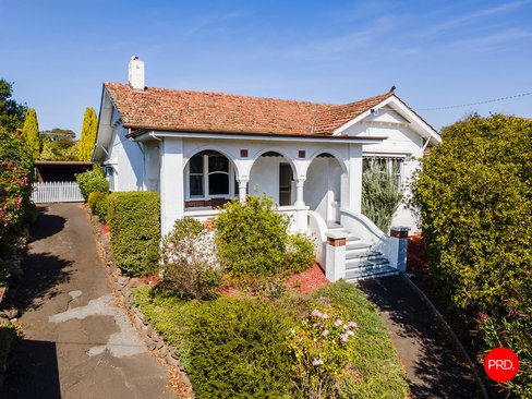 21 Johnstone Street, CASTLEMAINE