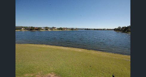 21 KINGFISHER Crescent, BURLEIGH WATERS QLD 4220