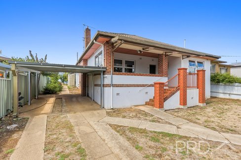 21 Kurrajong Avenue, BATLOW NSW 2730