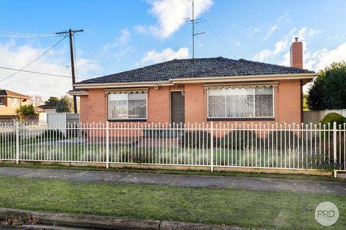 21 Malmesbury Street, WENDOUREE