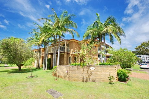 2/1 Mistral Close, NELSON BAY NSW 2315