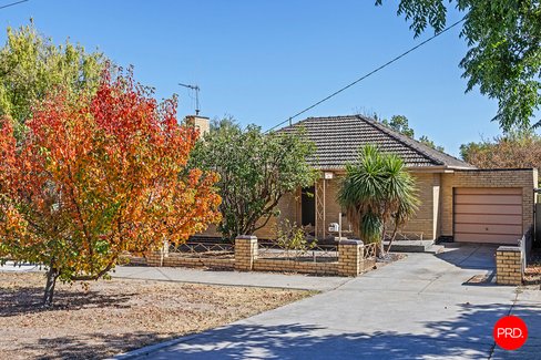 21 Nish Street, FLORA HILL