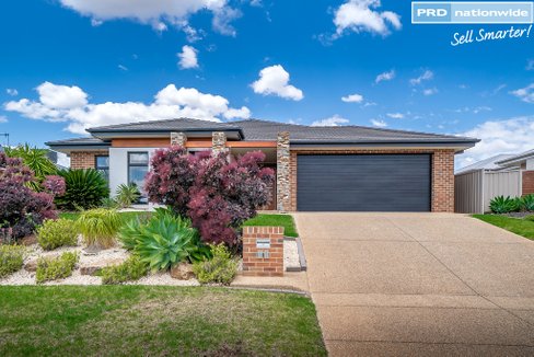 21 Osterley Street, BOURKELANDS NSW 2650