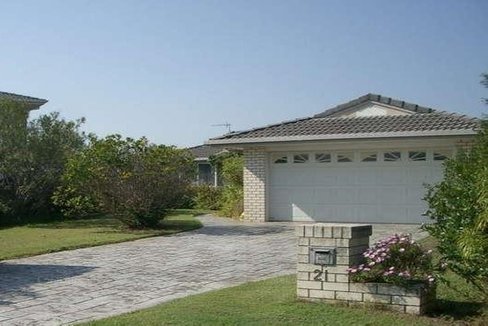 21 Placid Court, VARSITY LAKES QLD 4227