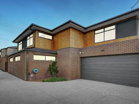 2 1 Romney Close Moorabbin 3189