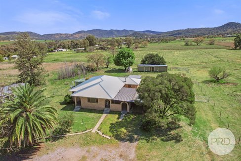 21 Roses Lane, TINTINHULL NSW 2352
