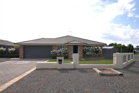 21 Scott Street, BUNGENDORE NSW 2621