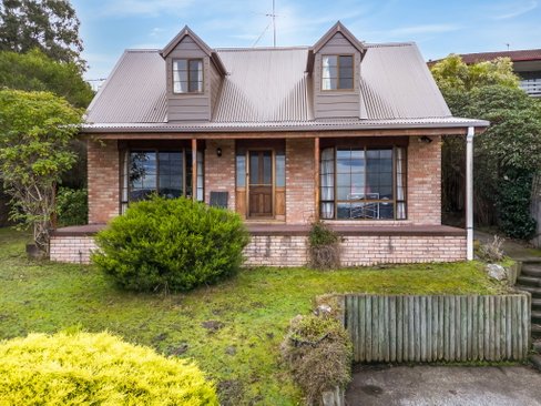 21 Sherwood Court, LINDISFARNE TAS 7015