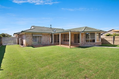 21 Shoal Place, KINGSCLIFF NSW 2487