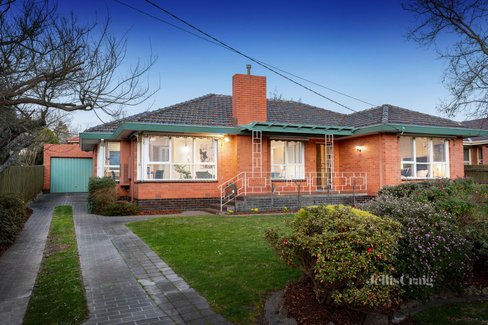 21 Smithdene Avenue Ringwood East 3135