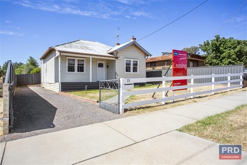 21 Station Street, KANGAROO FLAT VIC 3555