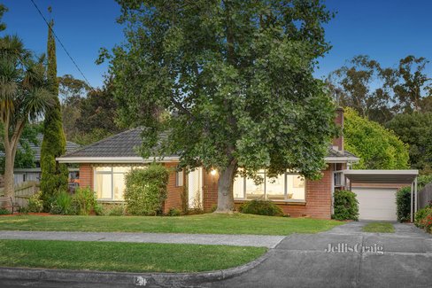 21 Tasman Avenue Nunawading 3131