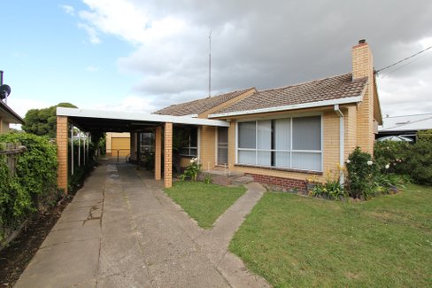 21 Towong Street, ALFREDTON VIC 3350
