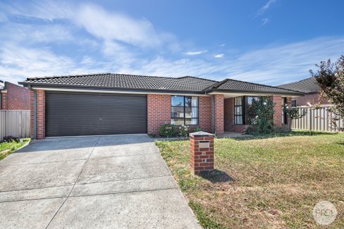 21 Tulloch Rise, CANADIAN VIC 3350