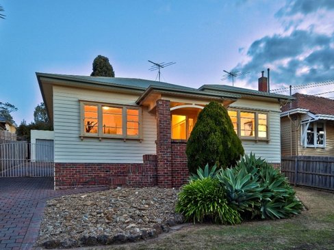 21 Upper Skene Street Newtown 3220