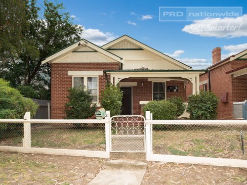 21 Wollundry Avenue, WAGGA WAGGA NSW 2650