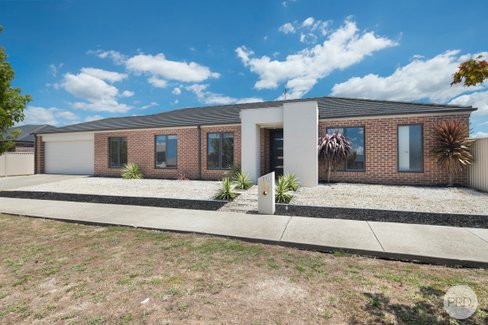 21 Yorkdale Boulevard, WINTER VALLEY VIC 3358