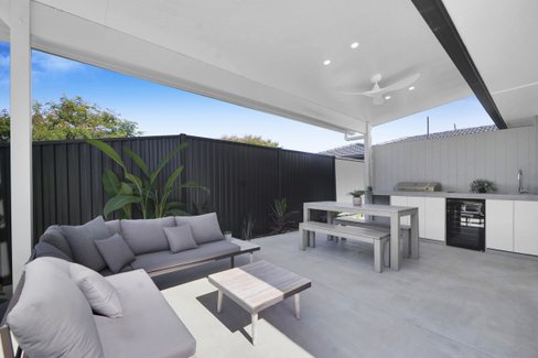 2/10 Barbet Place, Burleigh Waters QLD 4220