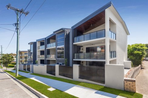 2/10 Botany Street, CLAYFIELD QLD 4011