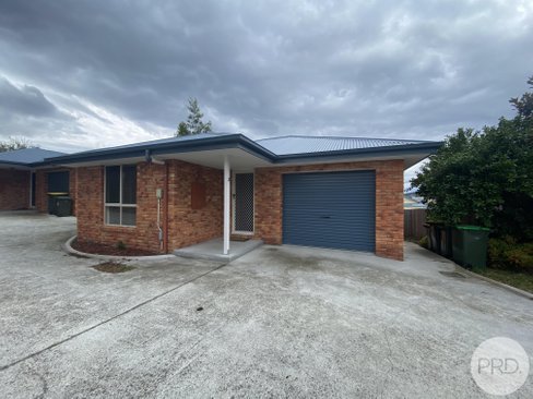 2/10 Fenwick Court, DERWENT PARK TAS 7009