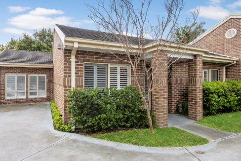 2/10 Gauntlet Road Malvern East 3145