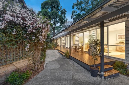 2 10 Inglis Street Diamond Creek 3089