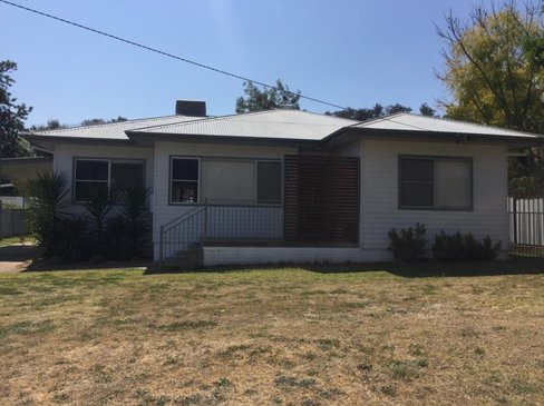 210 Johnston Street, TAMWORTH NSW 2340