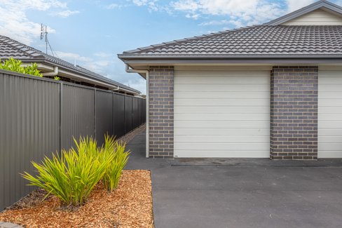 2/10 Malbec Street, CLIFTLEIGH NSW 2321