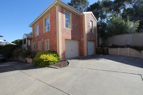 2/10 Manna Gum Heights, MOUNT PLEASANT VIC 3350