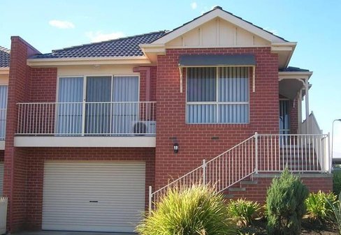2/10 Molesworth Drive Highton 3216