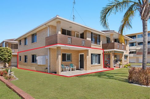 2/10 Solander Street, TWEED HEADS NSW 2485