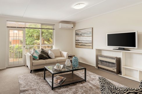 2/1021 Toorak Road Camberwell 3124