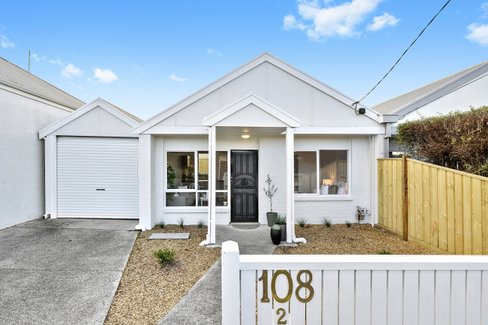2 108 Gertrude Street Geelong West 3218