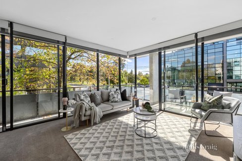21 1 Domville Avenue Hawthorn 3122