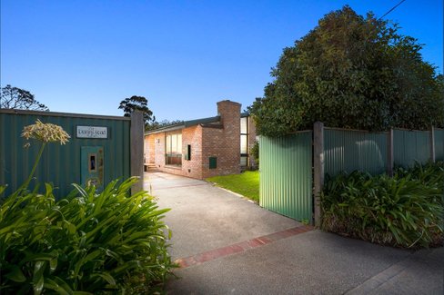 211 Dunns Road  Mornington 3931